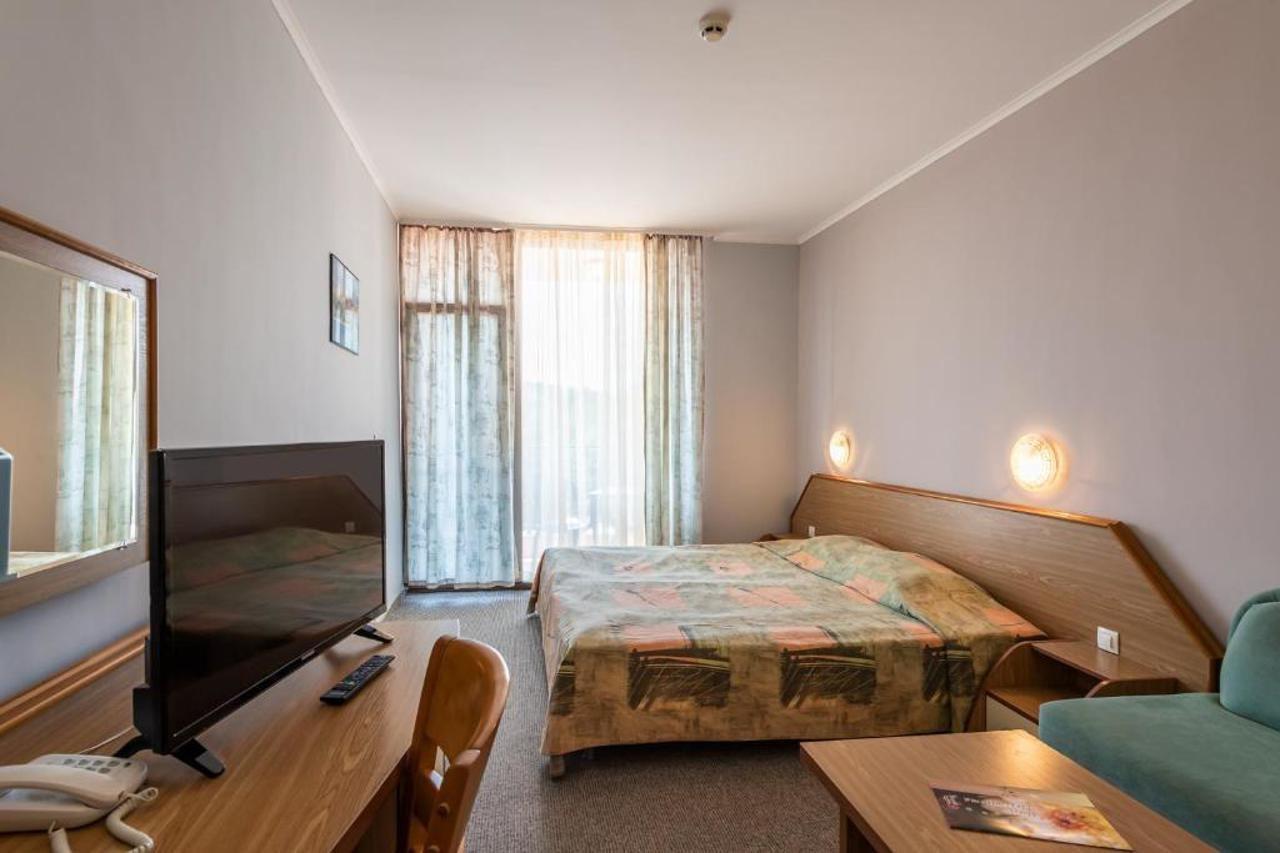 Hrizantema 4* Słoneczny Brzeg